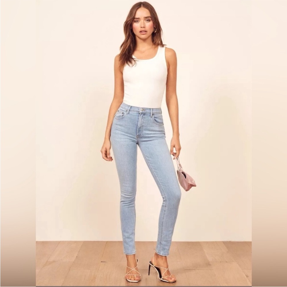 Reformation High & Skinny Jeans Amalfi Wash Denim Stretchy Sz 26